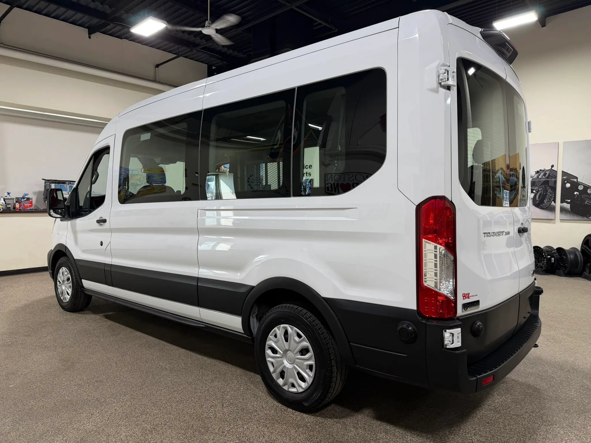 Used 2023 Ford Transit 350 XL RWD image 21