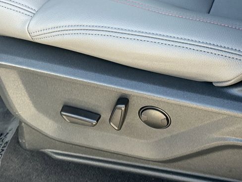 Used 2025 Ford Expedition Max Active image 23