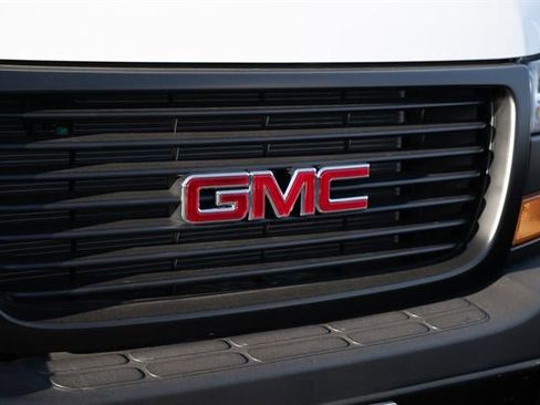 New 2025 GMC Savana 2500 w/ Driver Convenience Package image 29