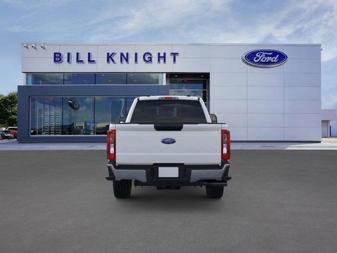 New 2026 Ford F250 XLT w/ FX4 Off-Road Package image 5