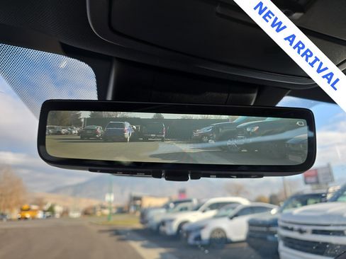 Used 2025 Toyota Sienna Platinum image 23