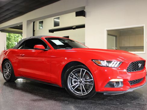Used 2015 Ford Mustang Premium RWD image 45