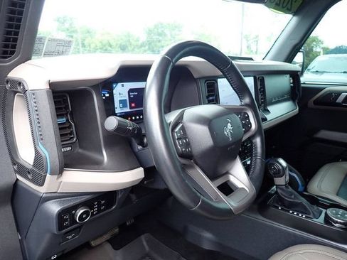 Certified 2023 Ford Bronco Wildtrak AWD/4WD image 17