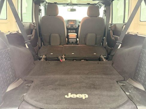 Used 2017 Jeep Wrangler Unlimited Sport w/ Quick Order Package 24S AWD/4WD image 22