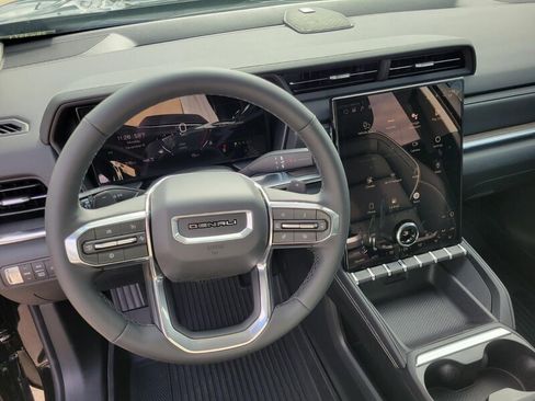 New 2026 GMC Terrain Denali w/ LPO, Floor Liner Package image 16