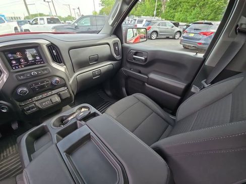 Used 2025 Chevrolet Silverado 1500 Custom w/ Turbomax Blackout Package AWD/4WD image 6