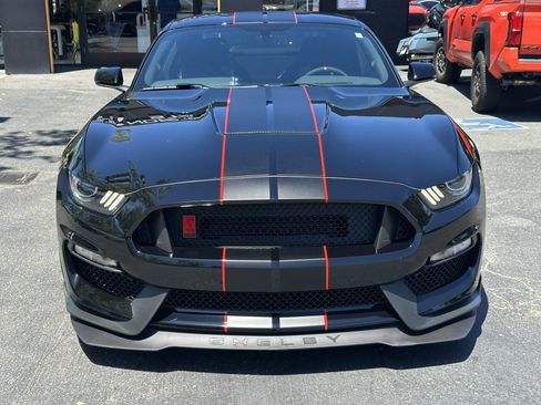 Used 2018 Ford Mustang Shelby GT350R w/ GT350R Equipment Group 920A RWD image 5