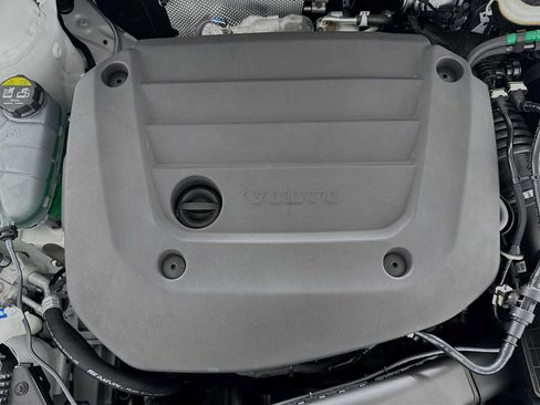 Used 2026 Volvo XC40 B5 Ultra w/ Climate Package AWD/4WD image 29