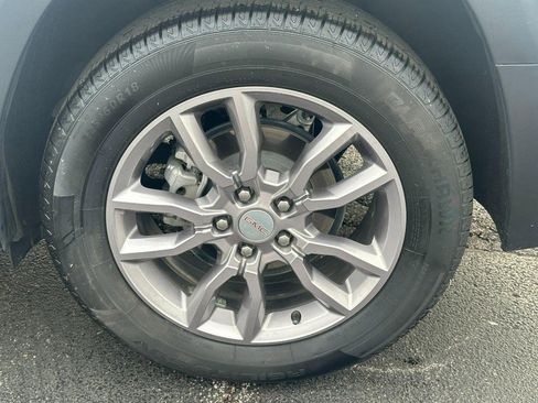 Used 2023 GMC Terrain SLT image 6