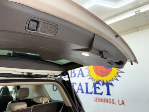 Used 2023 Lincoln Navigator Reserve image 24