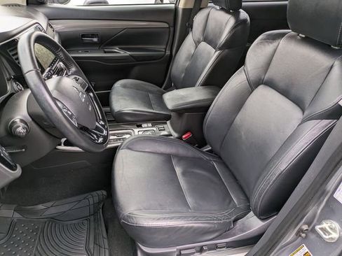 Used 2020 Mitsubishi Outlander ES AWD/4WD image 11
