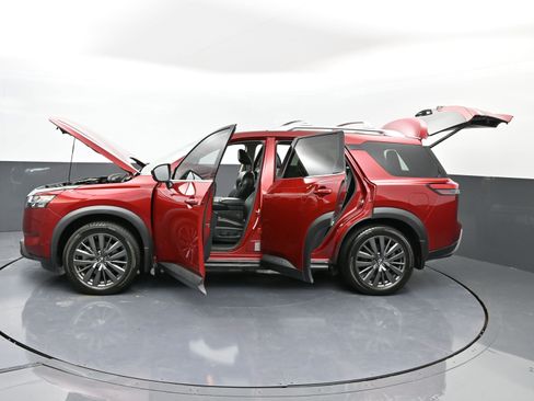 Used 2022 Nissan Pathfinder SL w/ SL Premium Package image 50