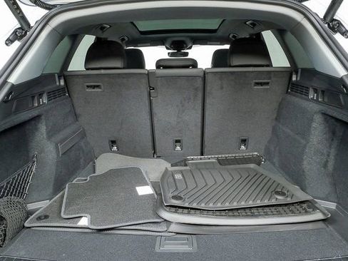 New 2025 Audi Q5 Premium image 26