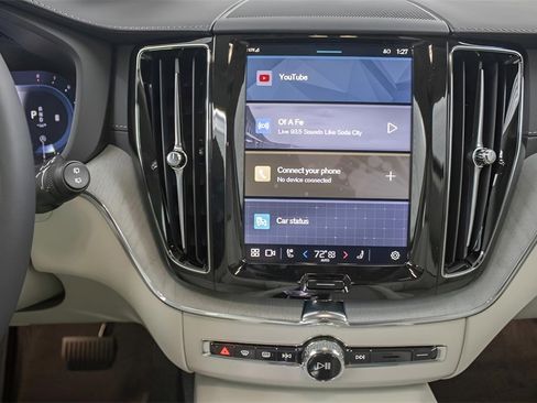 New 2025 Volvo XC60 B5 Ultra w/ Climate Package image 25