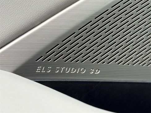 Used 2023 Acura MDX SH-AWD w/ Advance Package image 38