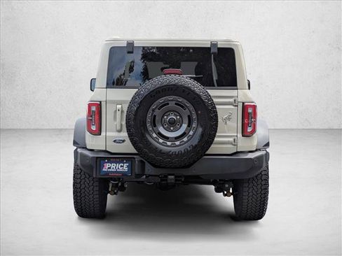 Used 2025 Ford Bronco Outer Banks w/ Sasquatch Package AWD/4WD image 7