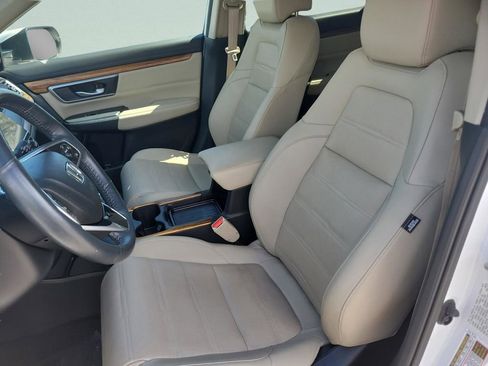 Used 2020 Honda CR-V Touring image 21