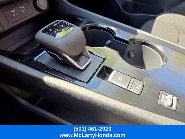 Used 2026 Nissan Rogue S FWD image 29