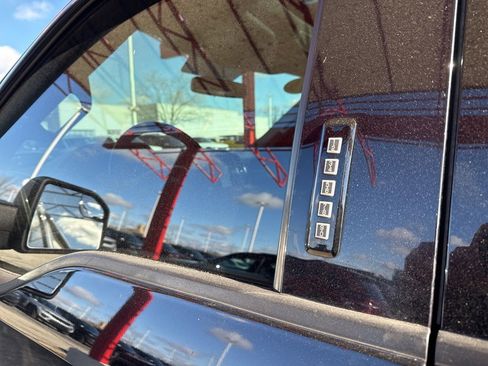 Used 2016 Ford F150 XLT w/ Equipment Group 302A Luxury image 10