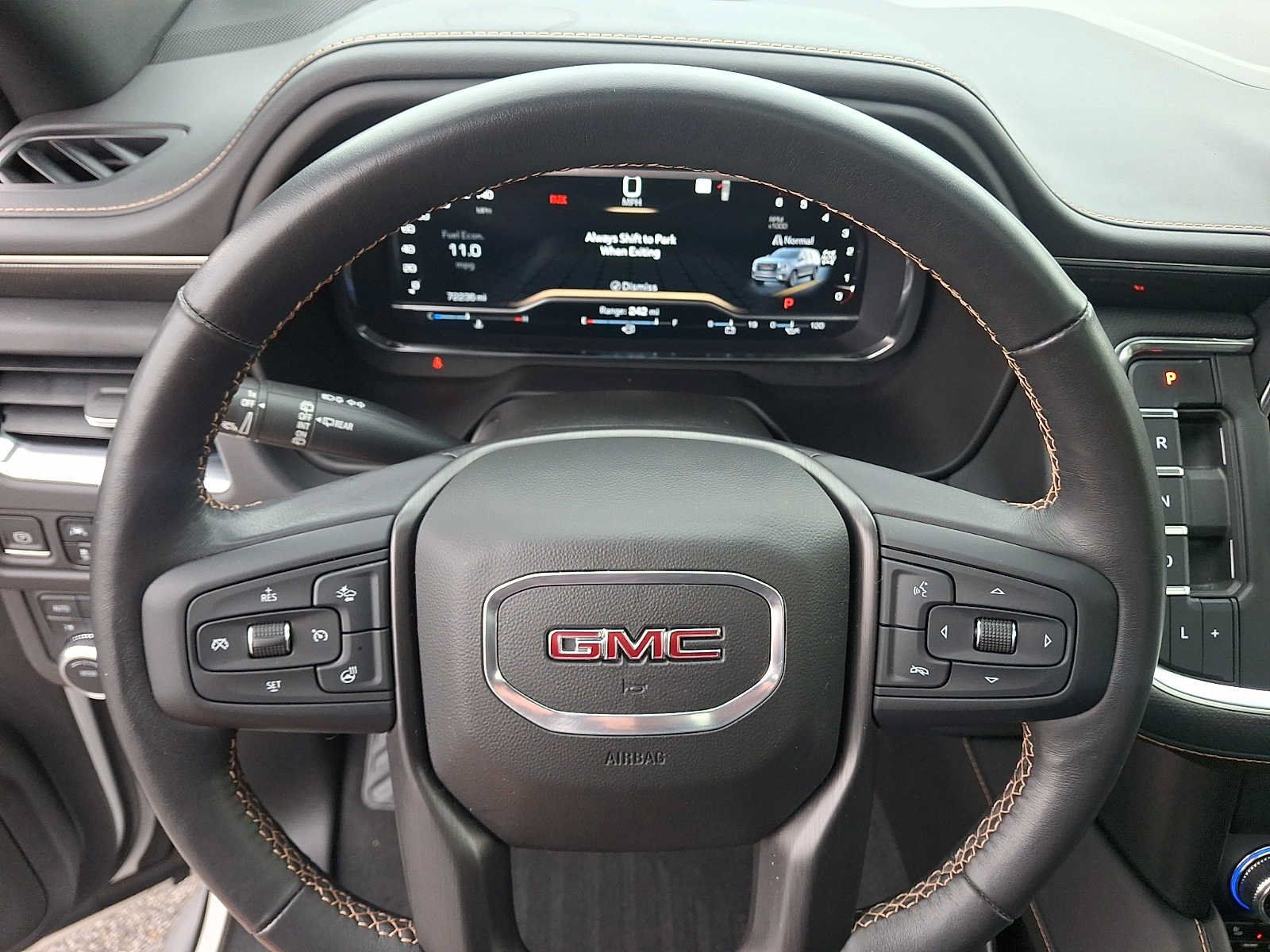 Used 2022 GMC Yukon AT4 AWD/4WD image 21