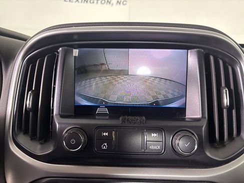 Used 2022 Chevrolet Colorado LT w/ Fleet Safety Package image 14