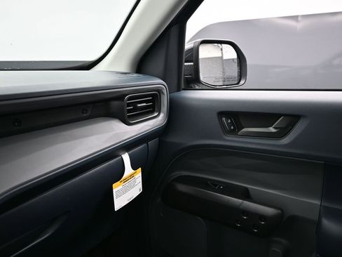 New 2025 Ford Maverick XLT w/ XLT Luxury Package image 24