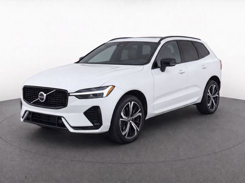 Used 2025 Volvo XC60 B5 Ultra w/ Protection Package Premier AWD/4WD image 2