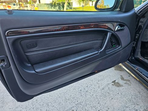 Used 2001 Mercedes-Benz SL 500 image 33