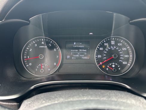 Used 2019 Kia Forte LXS FWD image 25