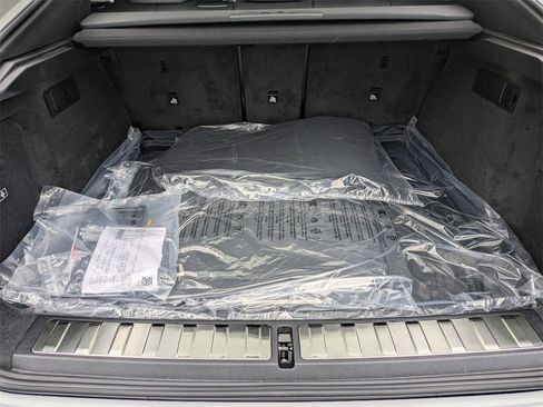 New 2026 BMW X6 xDrive40i image 34