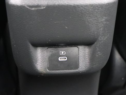 Used 2024 Nissan Versa SR image 21