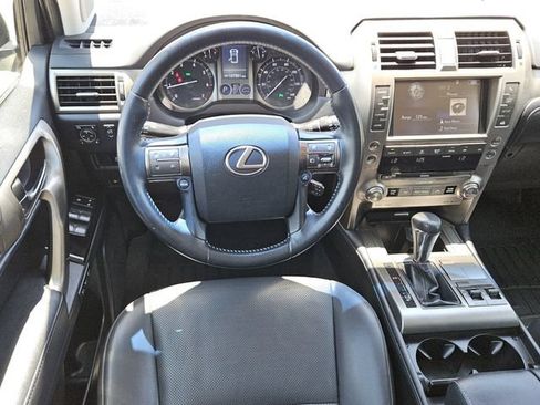 Used 2017 Lexus GX 460 w/ Navigation Package AWD/4WD image 5