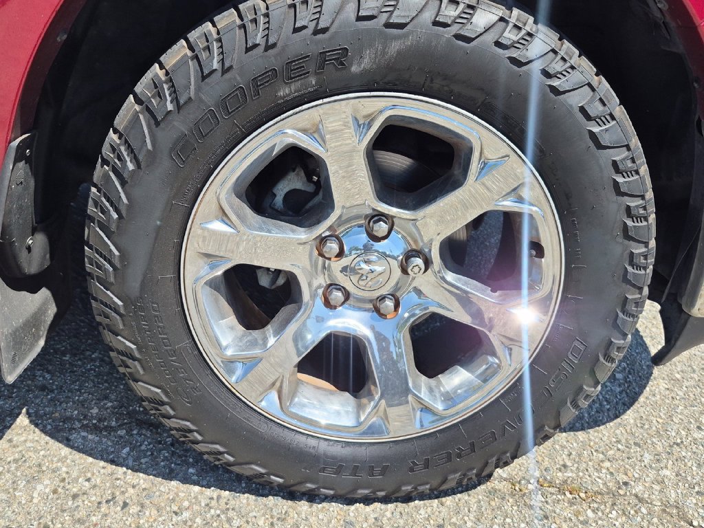 Used 2014 RAM 1500 Laramie w/ Convenience Group RWD image 12