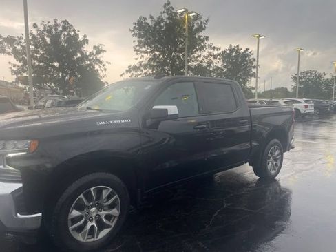 Certified 2021 Chevrolet Silverado 1500 LT AWD/4WD image 5