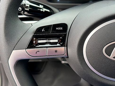 New 2026 Hyundai Elantra SE image 13