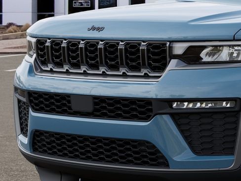 New 2026 Jeep Grand Cherokee L Limited AWD/4WD image 11