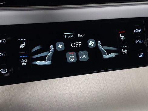 New 2026 Genesis GV70 2.5T Advanced image 27