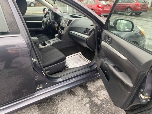 Used 2012 Subaru Legacy 2.5i w/ Alloy Wheel Pkg image 12