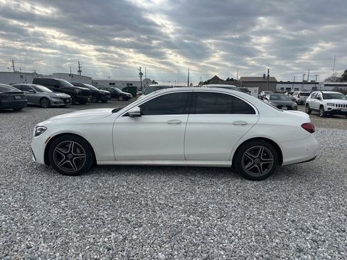 Used 2023 Mercedes-Benz E 350 4MATIC Sedan image 2