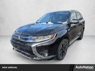 Used 2018 Mitsubishi Outlander SEL video 1