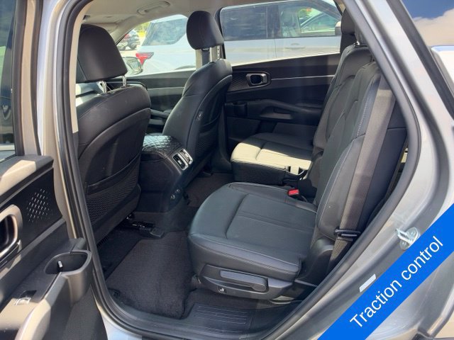 Used 2023 Kia Sorento EX FWD image 10