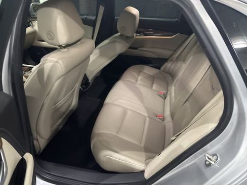 Used 2018 Cadillac XTS Luxury image 22