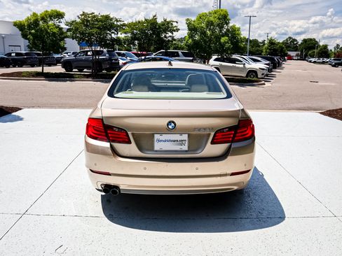 Used 2013 BMW 528i Sedan RWD image 10