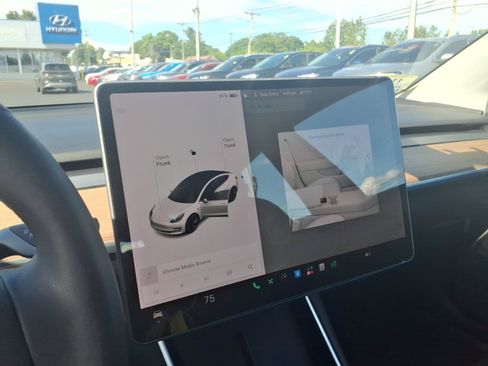 Used 2020 Tesla Model 3 Long Range AWD/4WD image 25