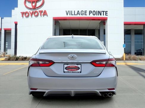 Certified 2023 Toyota Camry SE image 4