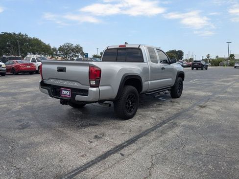 Used 2022 Toyota Tacoma SR w/ SX Package RWD image 5
