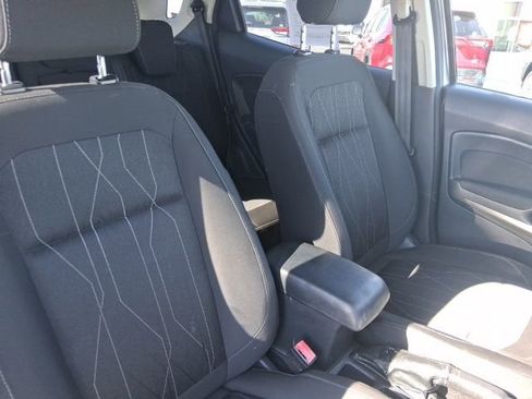 Used 2018 Ford EcoSport SE image 13