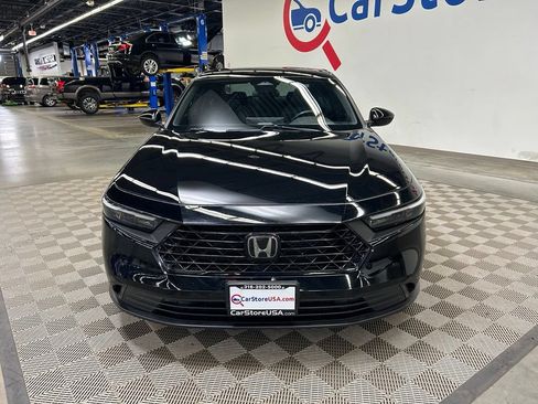 Used 2024 Honda Accord Sport image 4