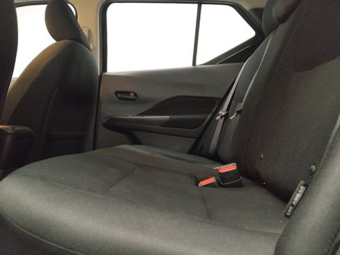 Used 2024 Nissan Kicks S FWD image 18
