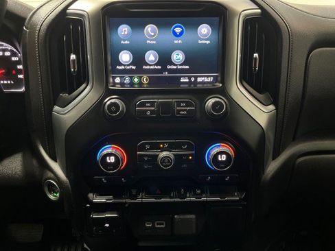 Used 2022 Chevrolet Silverado 2500 LT w/ Convenience Package AWD/4WD image 19